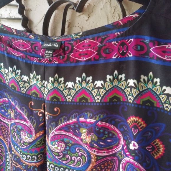 Floral Paisley Mandala Blouse - Picture 2 of 6